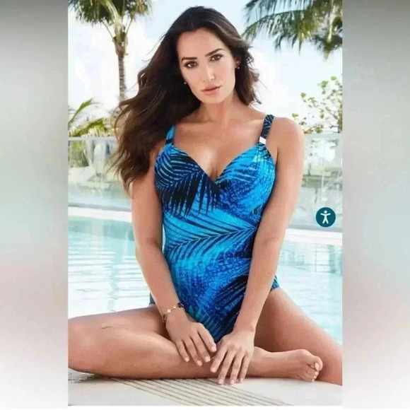 NWT Miraclesuit Shadowcat Siren Printed One-Piece Swimsuit size 10 - Picture 3 of 13